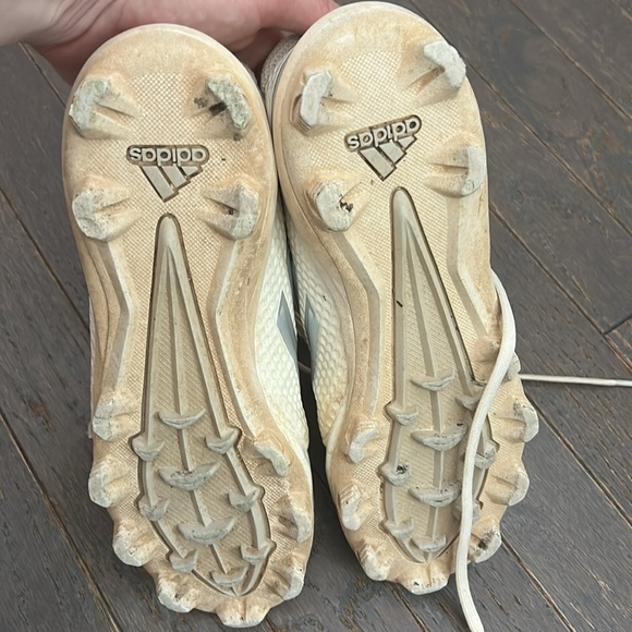 Adidas Softball Cleats size 5.5 - Picture 4 of 9